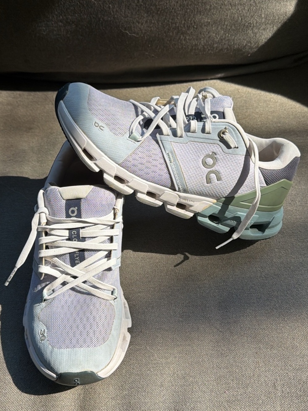 On Running Cloudswift Women’s Running Shoes in Light Blue/White